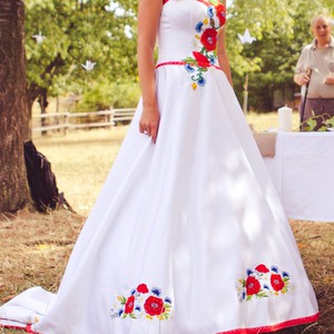 Ексклюзивна весільна сукня вишивана (невінчана)